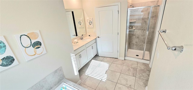 817 Ocean Course Ave Unit 502, Davenport, FL 33896 - full bath with a stall shower, double vanity, and tile patterned floors