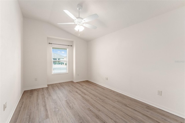 9181 SE 166th Sprung Ln, The Villages, FL 32162 - unfurnished room featuring light wood-type flooring, vaulted ceiling, baseboards, and ceiling fan