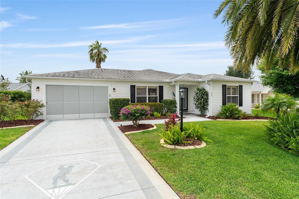 2022 Claudio Ln, The Villages, FL 32159 - photo 1
