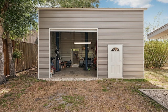 4125 Worcester Rd, Sarasota, FL 34231 - view of outdoor structure with fence and an outdoor structure