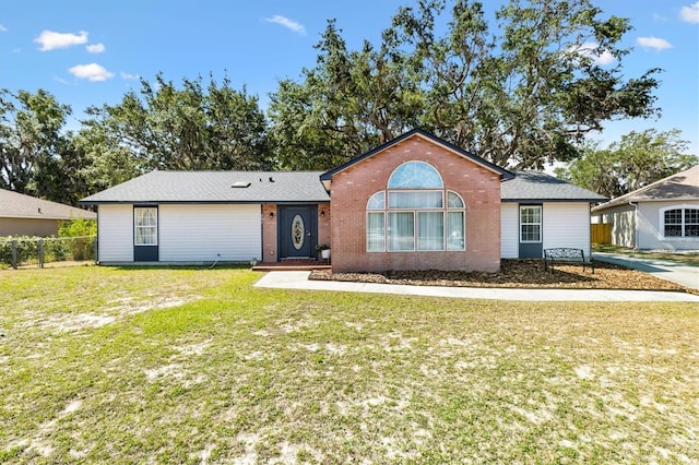 307 Water Shore Dr, Leesburg, FL 34748 - photo 1