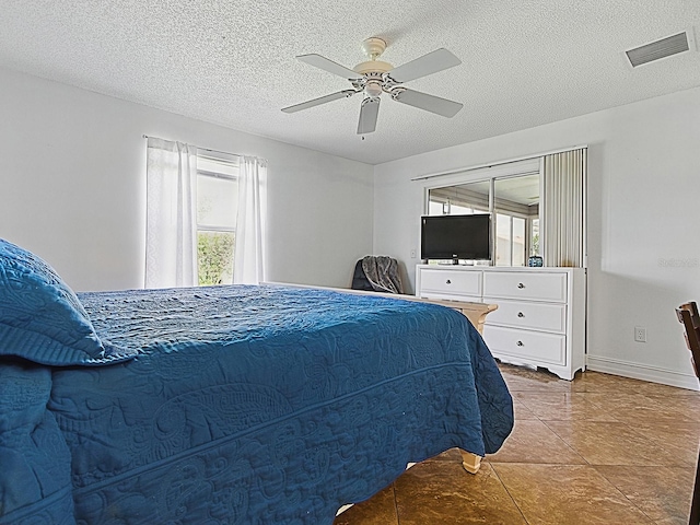 1060 Davenport Dr, The Villages, FL 32162 - photo 22