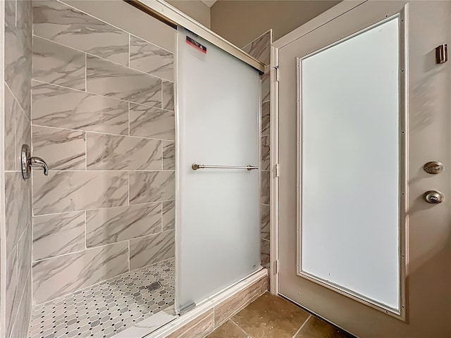 3731 Peaceful Valley Dr, Clermont, FL 34711 - full bathroom with a shower stall