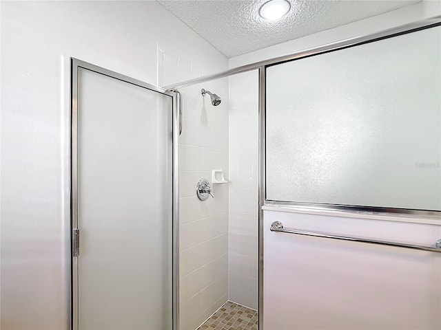2202 Kershaw Rd, The Villages, FL 32162 - full bath with a stall shower and a textured ceiling