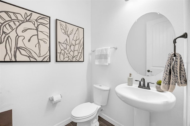 14513 Winter Stay Dr, Winter Garden, FL 34787 - half bathroom featuring toilet and baseboards
