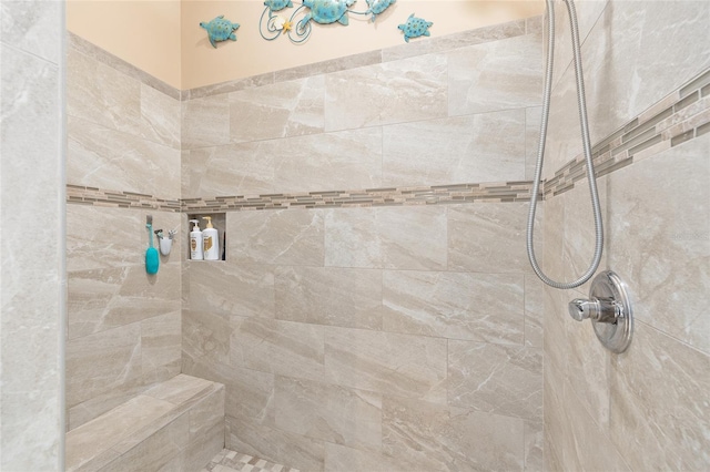 616 Hartford Ln, The Villages, FL 32162 - full bath with a tile shower