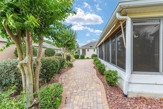 616 Hartford Ln, The Villages, FL 32162 - view of yard with a sunroom
