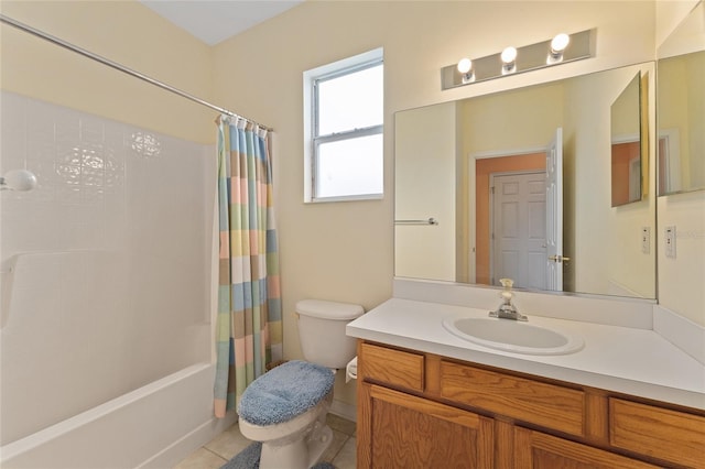 12687 SE 90th Ter, Summerfield, FL 34491 - bathroom featuring toilet, shower / bathtub combination with curtain, tile patterned floors, and vanity