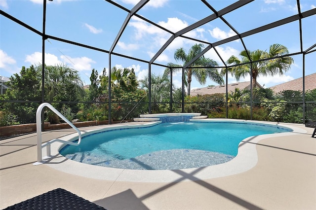 1053 Alcove Loop, The Villages, FL 32162 - swimming pool featuring a hot tub, a patio area, and a lanai