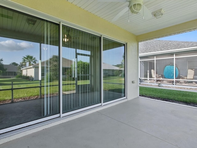 8601 SE 133rd St, Summerfield, FL 34491 - unfurnished sunroom with ceiling fan