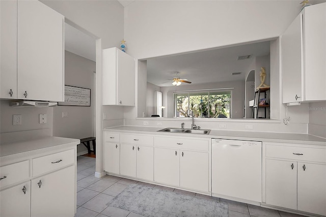 5604 Gulf Stream St, Tavares, FL 32778 - kitchen featuring dishwasher, a sink, light countertops, and ceiling fan
