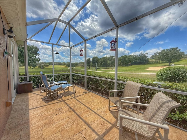 sunroom with golf course view