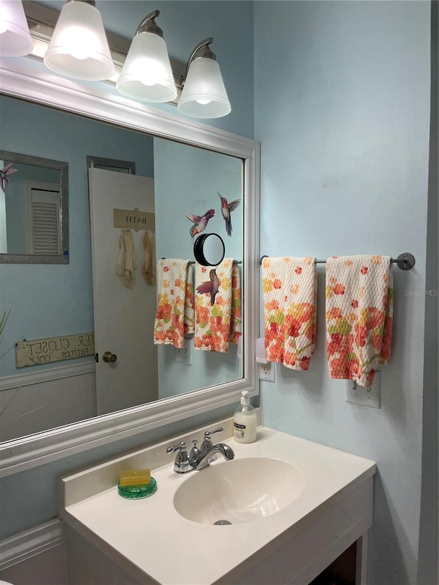 66 Elmwood Trl, Deland, FL 32724 - bathroom featuring vanity
