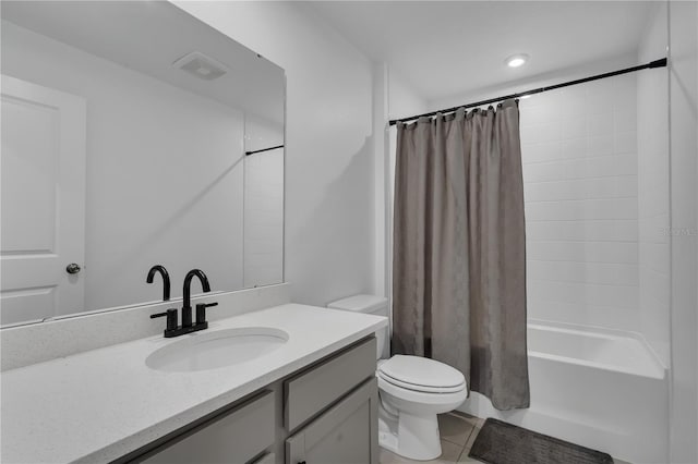 2552 Chickasaw Plum Loop, Clermont, FL 34711 - bathroom with vanity, toilet, shower / bath combo, and tile patterned floors