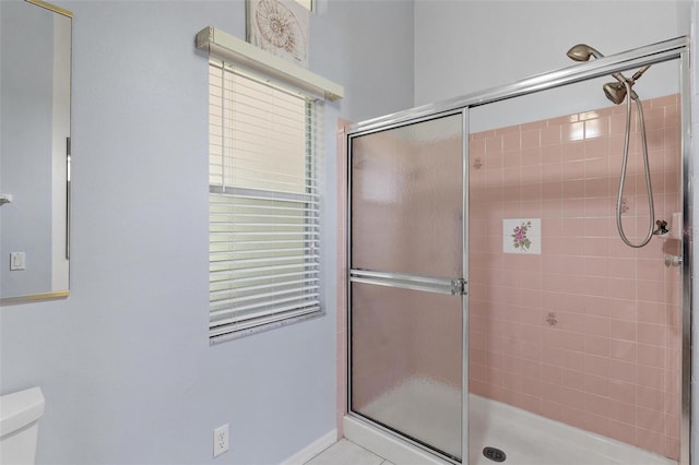 26608 Racquet Cir, Leesburg, FL 34748 - full bathroom featuring a stall shower and toilet