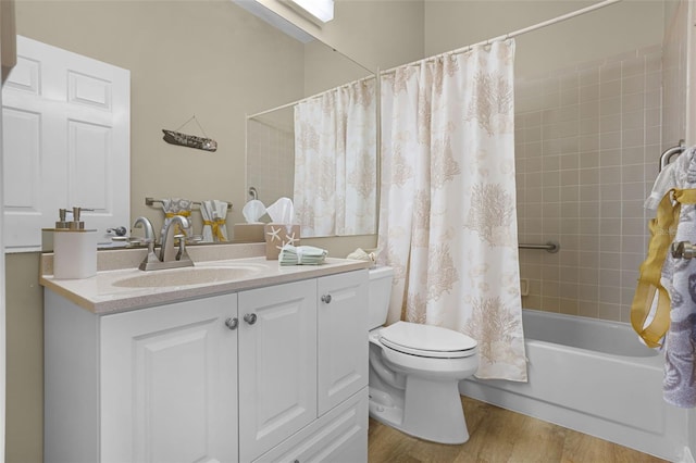 815 Cortez Ave, The Villages, FL 32159 - bathroom with vanity, wood finished floors, and shower / bathtub combination with curtain
