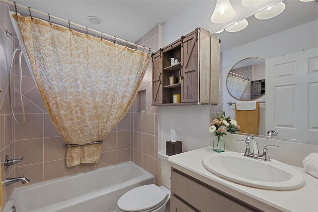 11287 Stewart Loop, Oxford, FL 34484 - bathroom with shower / tub combo, vanity, and toilet