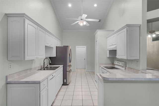 8527 Firestone Cir, Clermont, FL 34711 - kitchen featuring white appliances, a sink, ceiling fan, crown molding, and light countertops