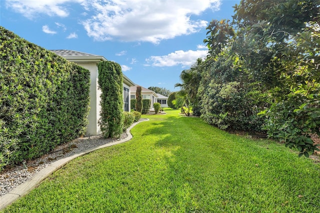 1521 Southport St, The Villages, FL 32162 - view of green lawn