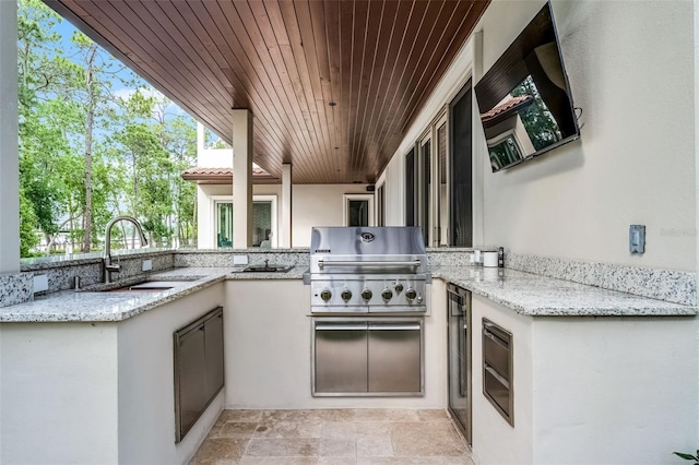 10122 Royal Island Ct, Orlando, FL 32836 - view of patio featuring a sink, area for grilling, and exterior kitchen