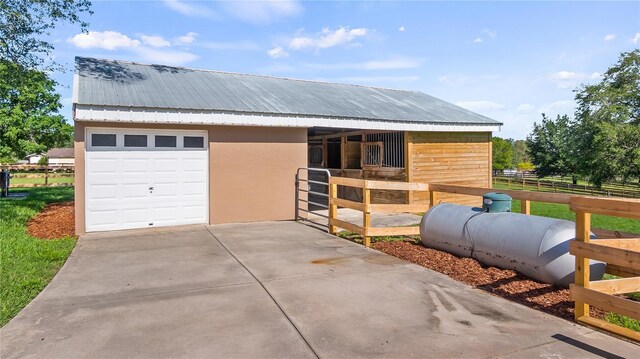 15245 Arabian Way, Montverde, FL 34756 - garage with driveway