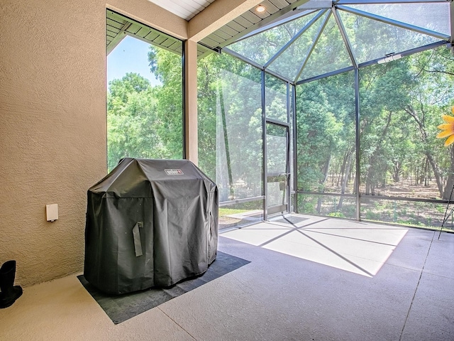 10994 SE 168th Loop, Summerfield, FL 34491 - unfurnished sunroom featuring healthy amount of natural light