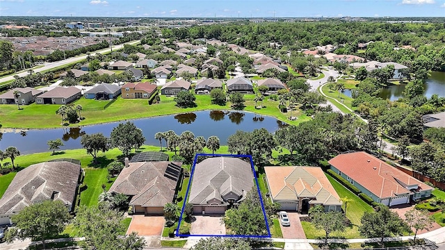 926 Wood Briar Loop, Sanford, FL 32771 - aerial view of residential area with property parcel outlined and a nearby body of water