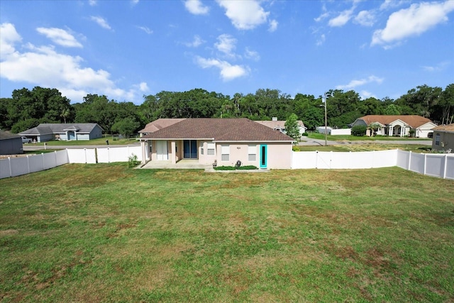 915 N Fox Meadow Ter, Crystal River, FL 34429 - rear view of house featuring stucco siding and a patio area