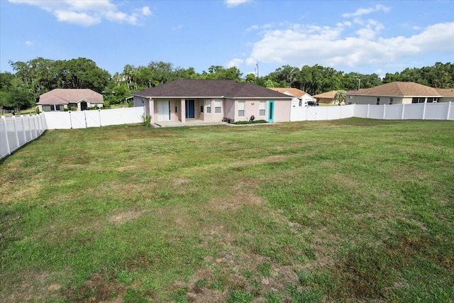 915 N Fox Meadow Ter, Crystal River, FL 34429 - rear view of property featuring a patio
