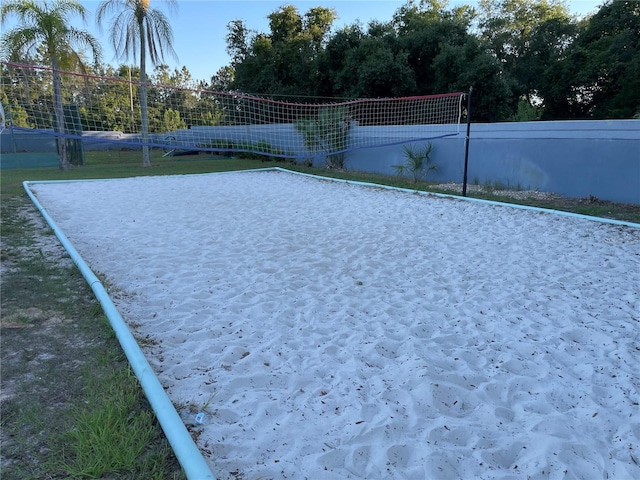 206 Orchid Dr, Davenport, FL 33897 - view of home's community featuring volleyball court
