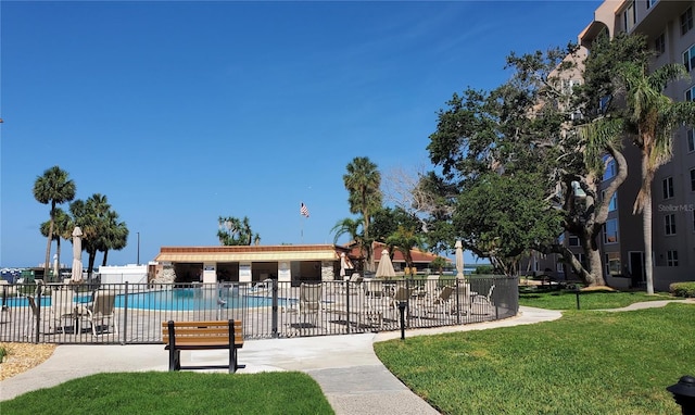 632 Edgewater Dr Unit 832, Dunedin, FL 34698 - view of home's community featuring a pool