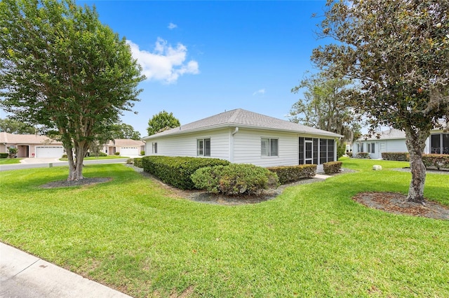 8608 SE 141st Street Rd, Summerfield, FL 34491 - view of property exterior featuring a yard