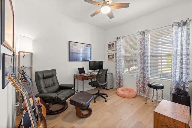 2928 Marlberry Ln, Clermont, FL 34714 - office space featuring healthy amount of natural light, wood finished floors, and ceiling fan