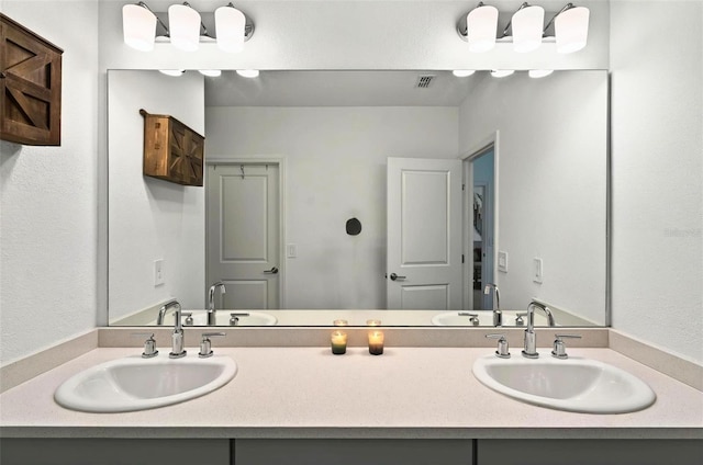 33960 Sky Blossom Cir, Leesburg, FL 34788 - bathroom with double vanity