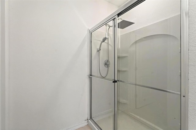 33960 Sky Blossom Cir, Leesburg, FL 34788 - bathroom with a stall shower