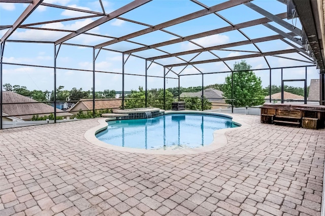 12838 Owasso Ln, Clermont, FL 34711 - view of pool featuring a patio area, a pool with connected hot tub, and a lanai