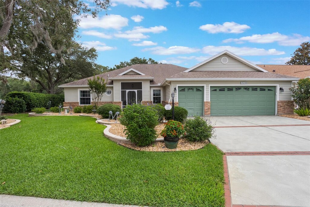 25236 Waterbridge Ct, Leesburg, FL 34748 - photo 1