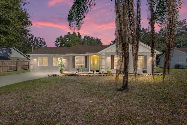 40140 Palm St, Lady Lake, FL 32159 - single story home featuring board and batten siding