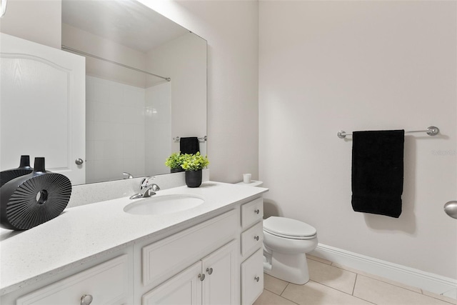17112 Goldcrest Loop, Clermont, FL 34714 - bathroom featuring vanity, tile patterned flooring, and a shower