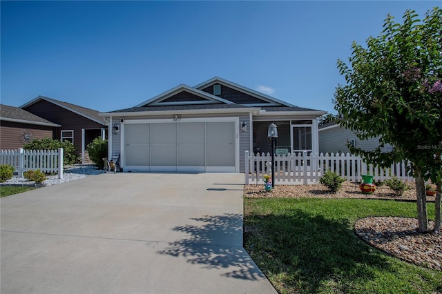 3817 Miragalia Ln, The Villages, FL 32163 - ranch-style house featuring concrete driveway and a garage