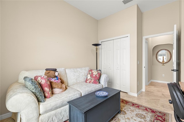 11215 SE 172nd Pl, Summerfield, FL 34491 - living area featuring baseboards