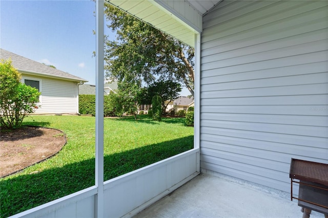 2821 Mediterranean Loop, Tavares, FL 32778 - view of unfurnished sunroom