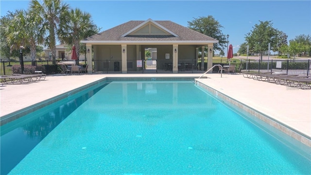 11601 Thacker Dr, Clermont, FL 34711 - community pool featuring a patio