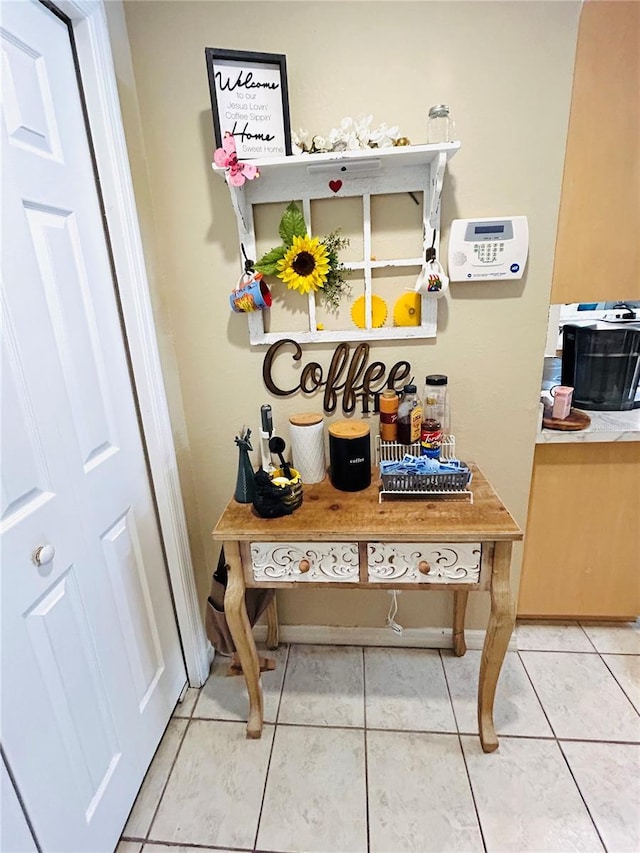 5051 NW 61st Ct, Ocala, FL 34482 - detailed view of baseboards
