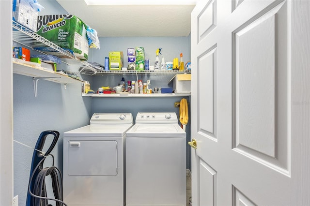 13643 SE 89th Ct, Summerfield, FL 34491 - washroom with washing machine and clothes dryer