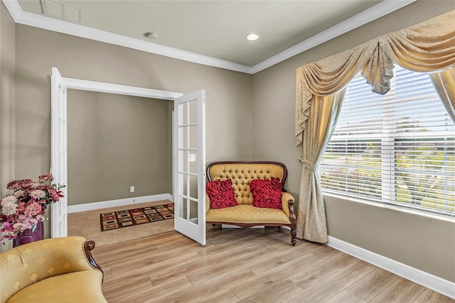 3222 San Leo Dr, Orlando, FL 32820 - living area featuring baseboards, ornamental molding, wood finished floors, and recessed lighting