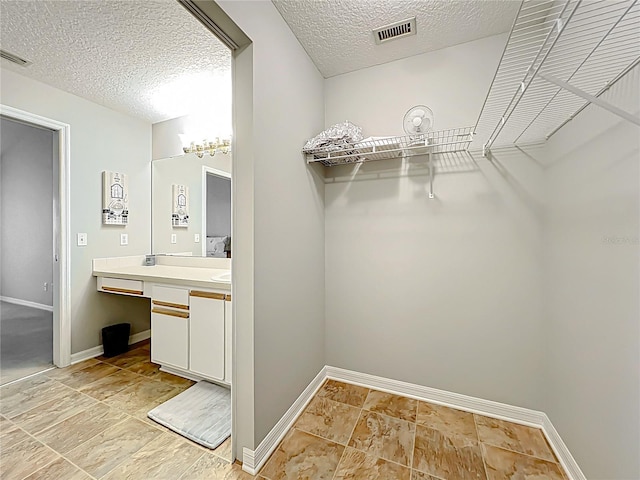 264 Juniper Way, Tavares, FL 32778 - view of spacious closet