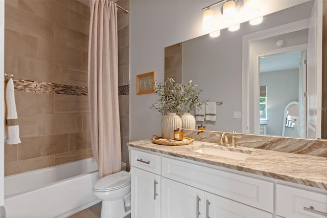9512 Mid Summer Ln, Leesburg, FL 34788 - bathroom featuring toilet, vanity, and shower / tub combo