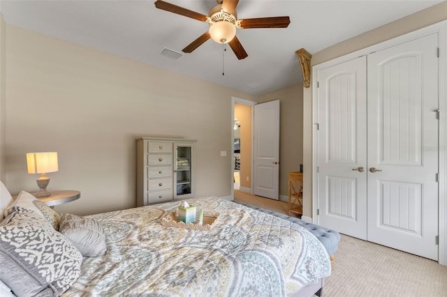 9512 Mid Summer Ln, Leesburg, FL 34788 - carpeted bedroom featuring a closet and a ceiling fan