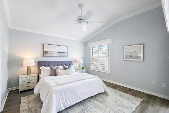 997 Oscar Ln, The Villages, FL 32162 - bedroom with ornamental molding, lofted ceiling, dark wood-style flooring, baseboards, and ceiling fan
